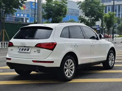 Audi Q5 2015, 132000 км, за 7709.73 USD