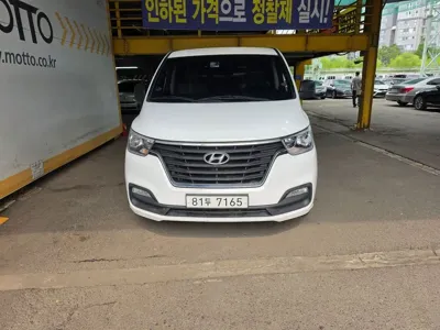 Hyundai Starex 2018, 75000 км, за 9962.88 USD