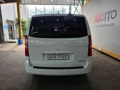 Hyundai Starex 2018, 75000 км, за 9962.88 USD