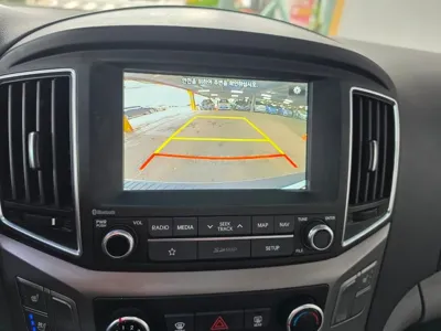 Hyundai Starex 2018, 75000 км, за 9953.17 USD - фото 9