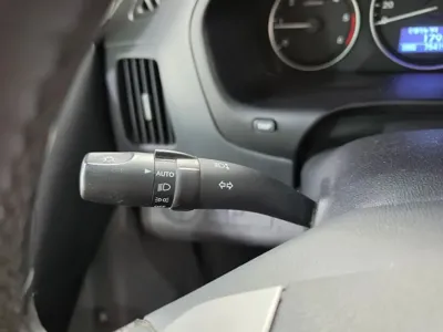 Hyundai Starex 2018, 75000 км, за 9953.17 USD - фото 12