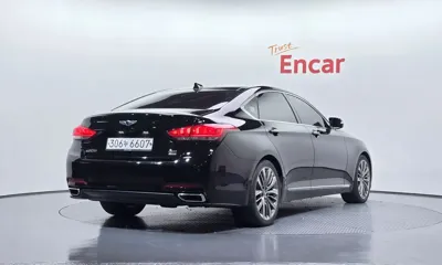 Hyundai Genesis 2016, 70865 км, за 10769.74 USD