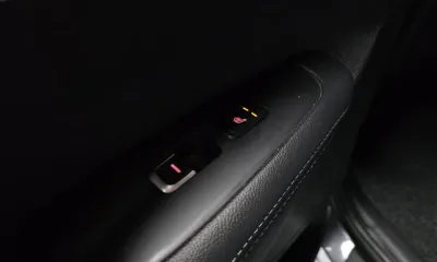 Kia Sorento 2016, 45688 км, за 9055.38 USD - фото 17