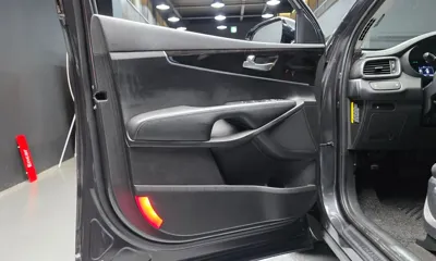 Kia Sorento 2016, 45688 км, за 9055.38 USD - фото 24