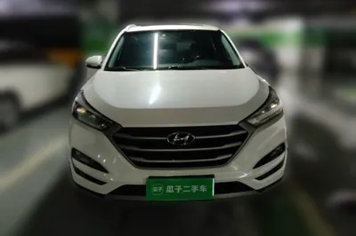 Hyundai Tucson 2015, 101400 км, за 7870 USD