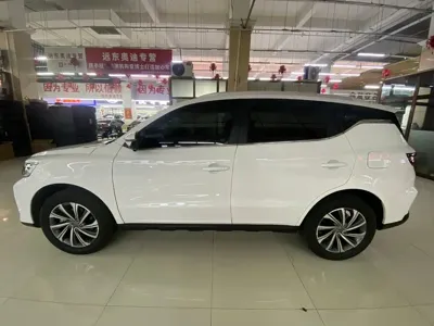 Geely Vision X6 2023, 31000 км, за 11757.93 USD