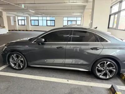Audi A3 2023, 39881 км, за 13355.06 USD