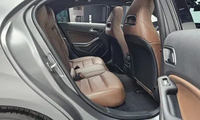Mercedes-Benz A-Class 2018, 57448 км, за 17773.37 USD - фото 12