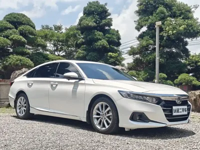 Honda Accord 2022, 40000 км, за 14426.54 USD
