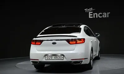 Kia K7 2017, 133230 км, за 8262.83 USD