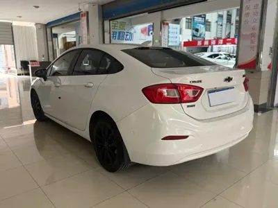 Chevrolet Cruze 2019, 98000 км, за 4029.7 USD