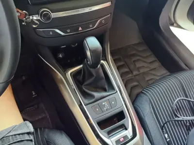 Peugeot 408 2015, 61900 км, за 2976.32 USD - фото 14