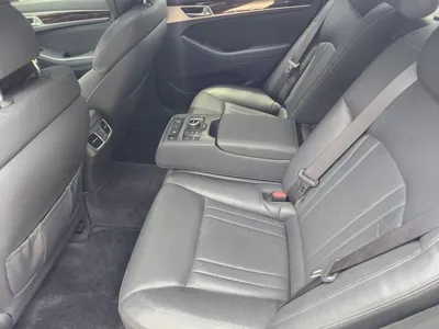 Hyundai Genesis 2016, 108169 км, за 8204.72 USD - фото 8