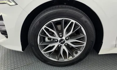 Kia K5 2023, 81729 км, за 13668.03 USD