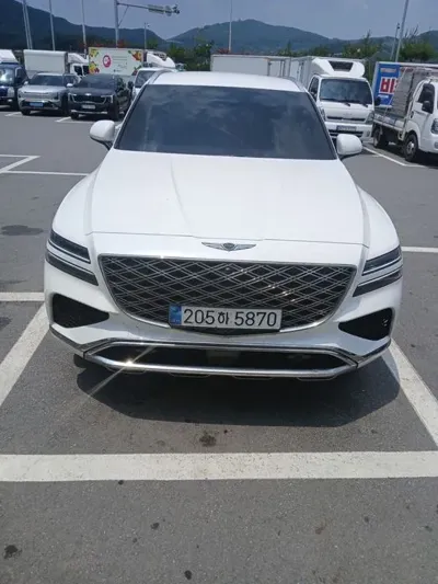 Genesis GV80 · 2025 год