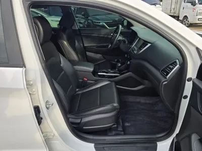 Hyundai Tucson 2018, 114047 км, за 7231.27 USD - фото 15