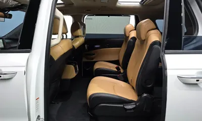 Kia Canival 2023, 29636 км, за 20677.43 USD - фото 11