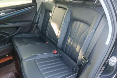 Volkswagen Passat 2023, 38500 км, за 18372 USD - фото 17