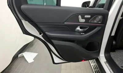 Mercedes-Benz GLE-Class 2023, 44048 км, за 51977.67 USD - фото 25