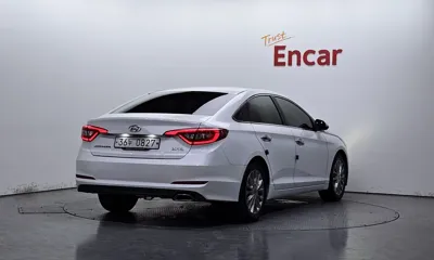Hyundai Sonata 2016, 136459 км, за 7166.13 USD