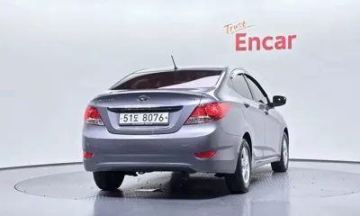 Hyundai Accent 2014, 48262 км, за 3903.2 USD