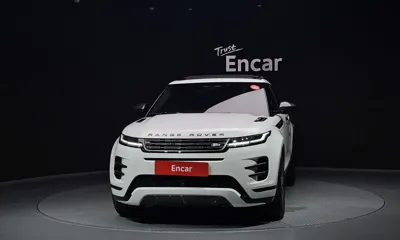 Land Rover Range Rover Evoque 2024, 5034 км, за 33171.3 USD