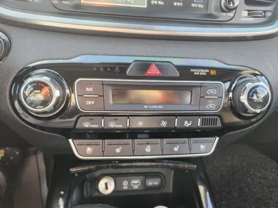 Kia Sorento 2020, 109420 км, за 10437.18 USD - фото 11