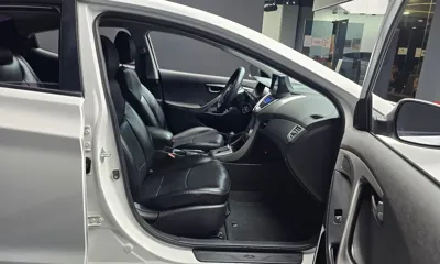 Hyundai Avante 2012, 83266 км, за 2475.57 USD - фото 11