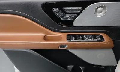Lincoln Aviator 2021, 123953 км, за 17060.52 USD - фото 24