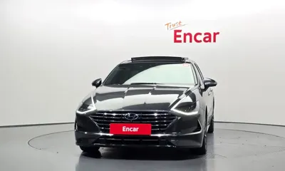 Hyundai Sonata 2020, 134777 км, за 10228.02 USD