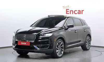 Lincoln Nautilus · 2020 год