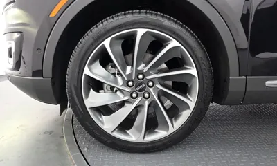Lincoln Nautilus 2020, 61118 км, за 11891.86 USD