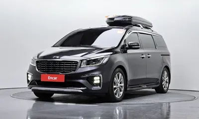 Kia Canival · 2019 год