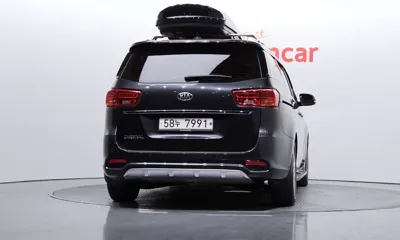 Kia Canival 2019, 81440 км, за 12817.97 USD