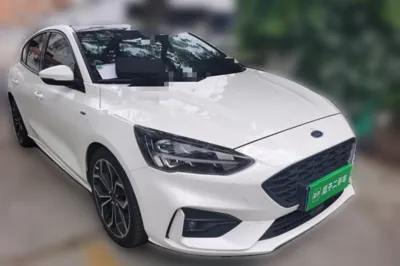 Ford Focus 2021, 40400 км, за 12381 USD
