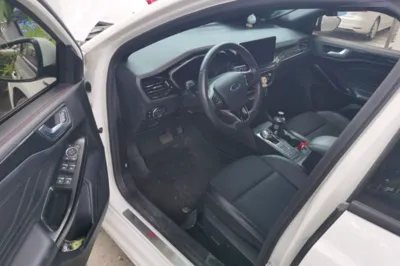 Ford Focus 2021, 40400 км, за 12381 USD - фото 19
