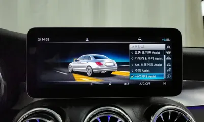 Mercedes-Benz C-Class 2020, 104162 км, за 13875.12 USD - фото 16