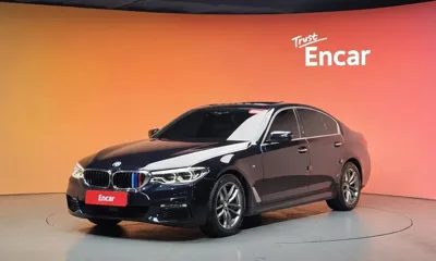 BMW 5-Series · 2018 год