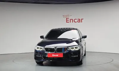 BMW 5-Series 2018, 66657 км, за 17545.34 USD