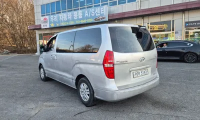 Hyundai Starex 2008, 139000 км, за 2280.13 USD - фото 6