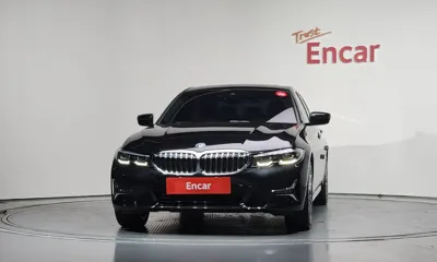 BMW 3-Series 2022, 60371 км, за 17120.58 USD