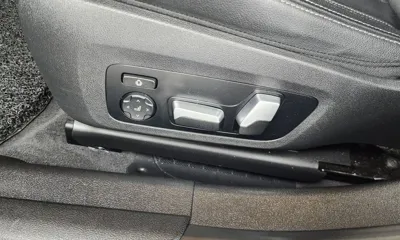 BMW 3-Series 2022, 60371 км, за 17120.58 USD - фото 32