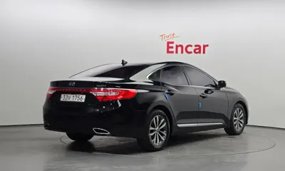 Hyundai Grandeur 2012, 96718 км, за 3893.45 USD