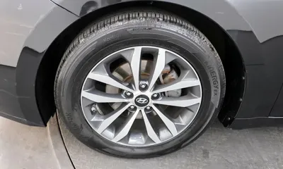 Hyundai Grandeur 2012, 96718 км, за 3893.45 USD