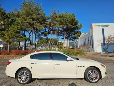 Maserati Quattroporte 2016, 217810 км, за 7475.78 USD