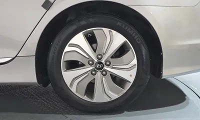 Hyundai Sonata 2014, 109638 км, за 4228.47 USD - фото 21