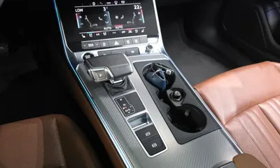 Audi A6 2023, 47275 км, за 22745.88 USD - фото 9