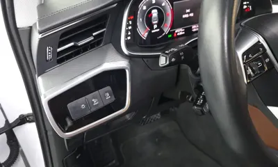 Audi A6 2023, 47275 км, за 22745.88 USD - фото 29