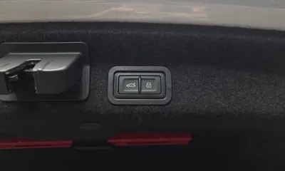Audi A6 2023, 47275 км, за 22745.88 USD - фото 31