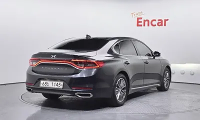 Hyundai Grandeur 2018, 108623 км, за 11225.63 USD